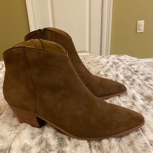 Banana Republic Suede Booties